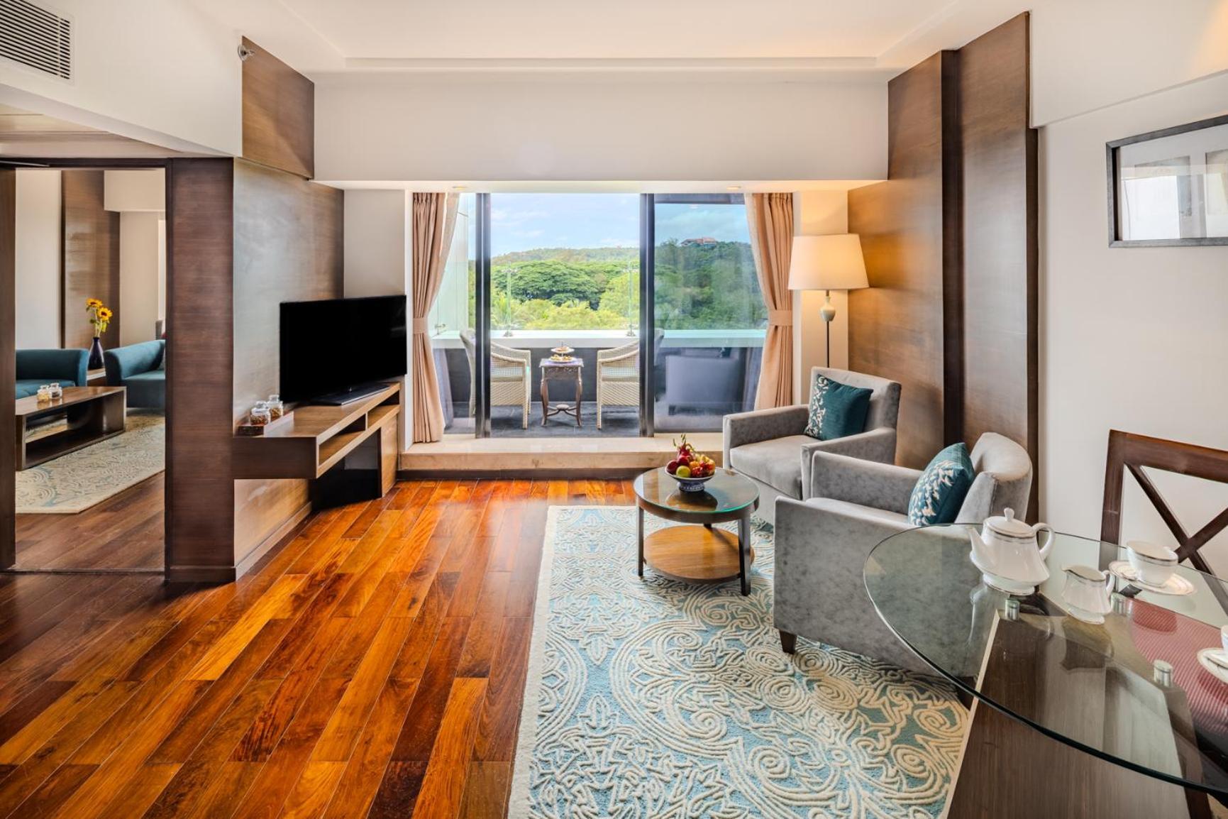 วิวันตา บาย ทาจ - ปานาจี Hotel ปณชี ภายนอก รูปภาพ