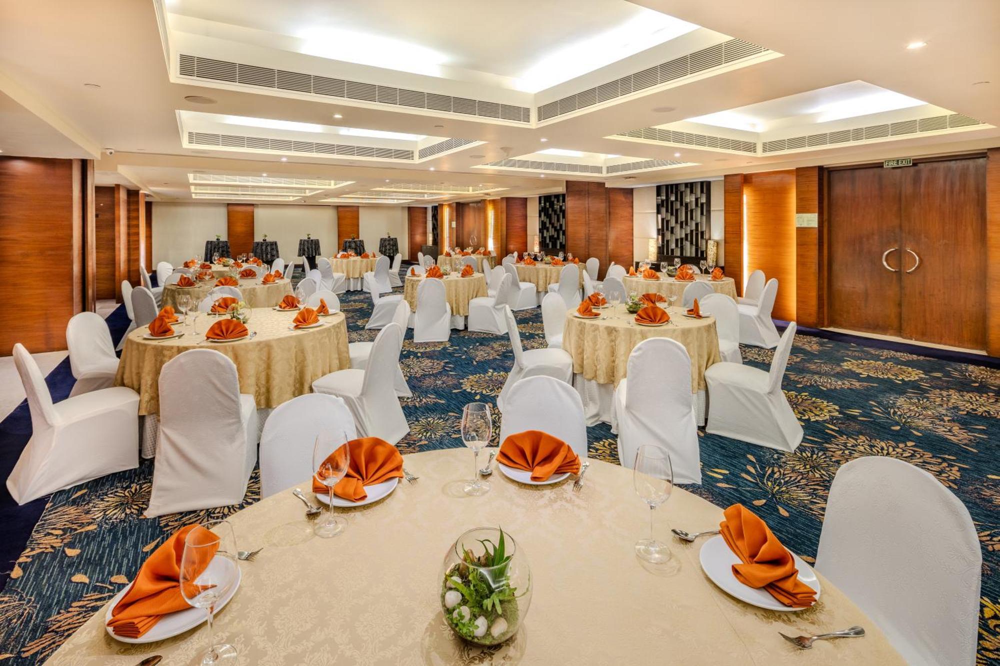 วิวันตา บาย ทาจ - ปานาจี Hotel ปณชี ภายนอก รูปภาพ