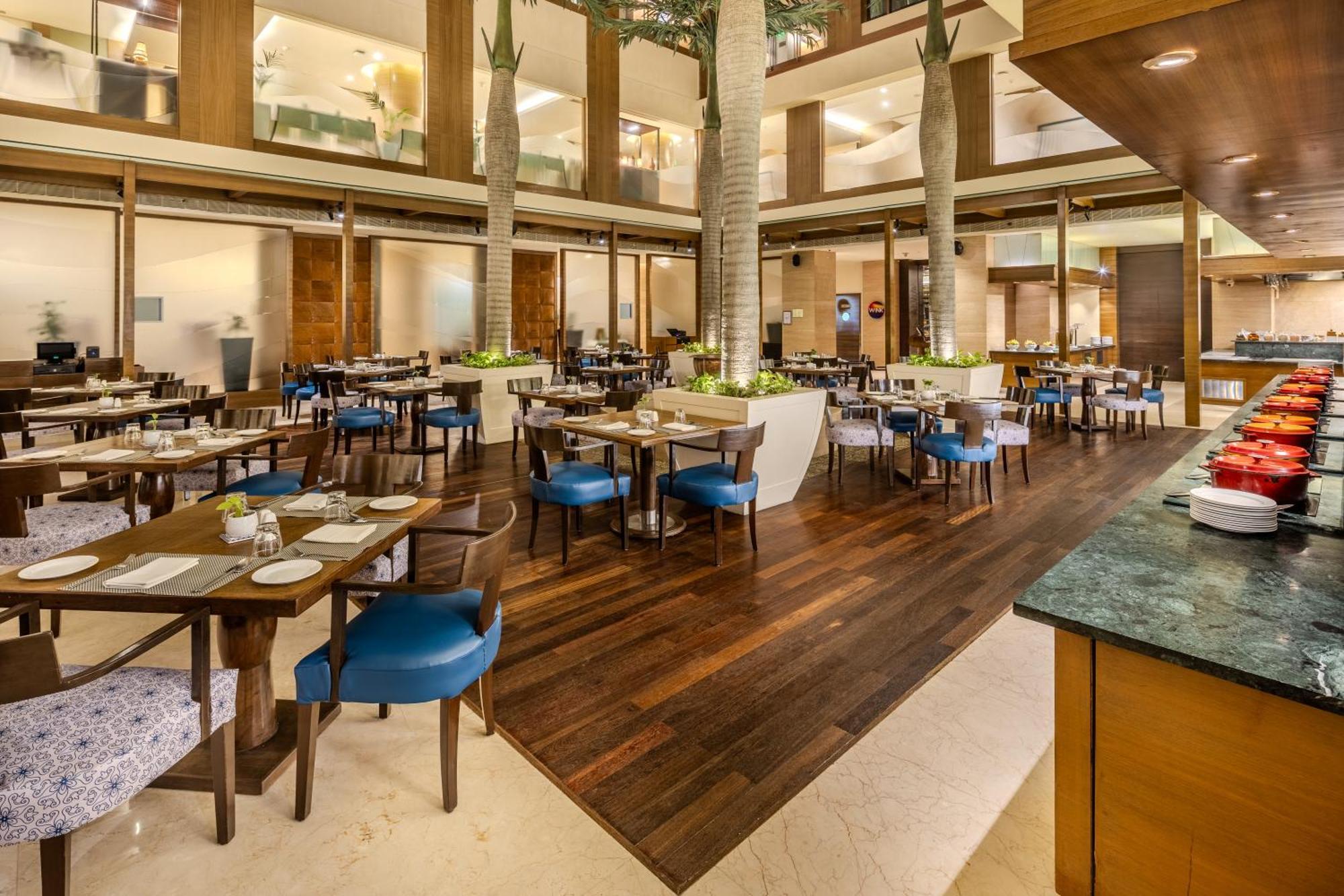 วิวันตา บาย ทาจ - ปานาจี Hotel ปณชี ภายนอก รูปภาพ